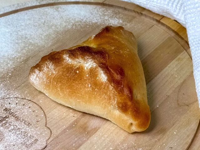Треугольник с мясом - Хлебница